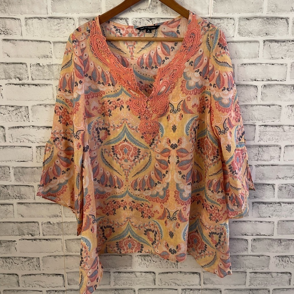 Women’s Zac & Rachel yellow, coral & blue v-neck floral tunic top Medium